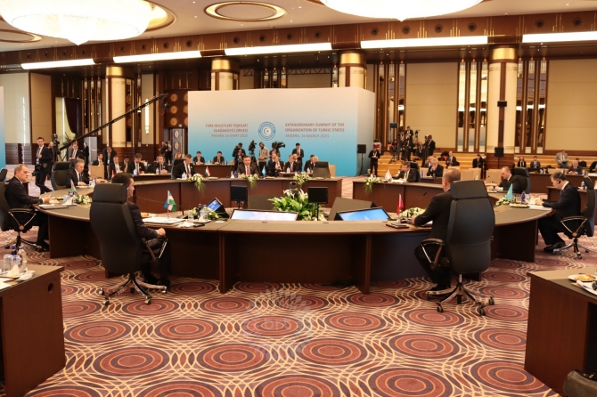 Ertuğruloğlu Ankara’da TDT toplantılarına katılıyor