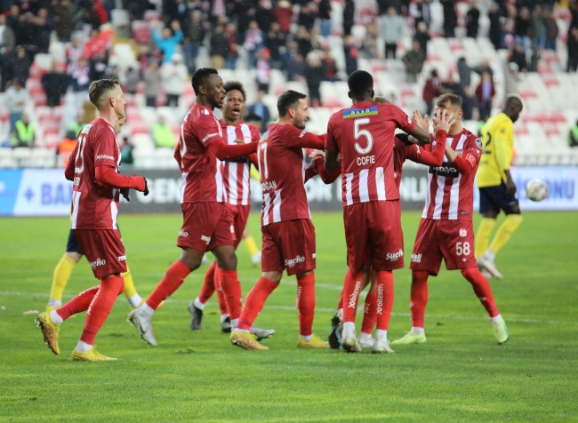 Sivasspor moral buldu